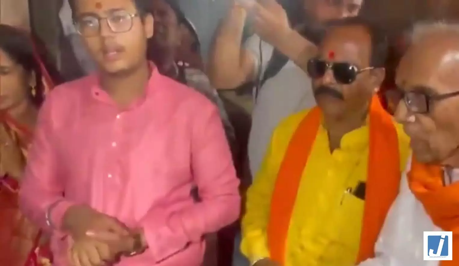 721 साल बाद भोजशाला में शुक्रवार को महाआरती, छावनी में तब्दील हुआ शहर 721 साल बाद भोजशाला में शुक्रवार को महाआरती, छावनी में तब्दील हुआ शहर