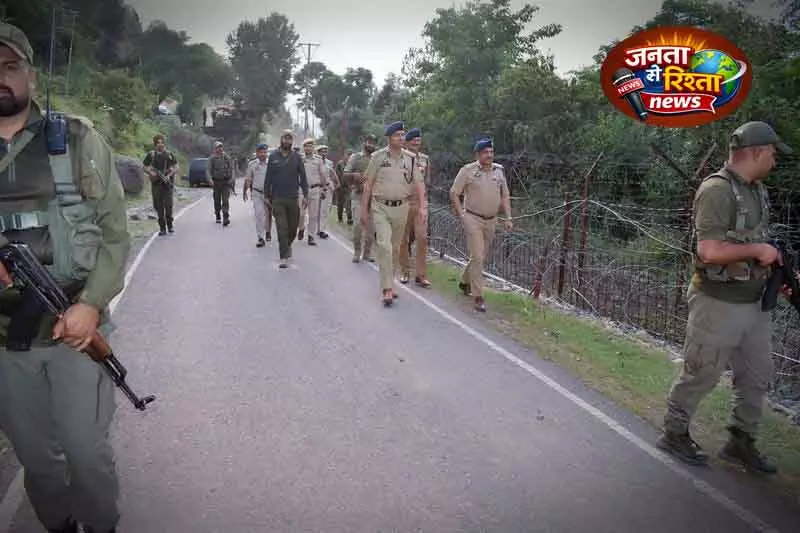 पुंछ में सुरक्षा बढ़ाई गई, LoC पर ड्रग्स और हथियार बरामद पुंछ में सुरक्षा बढ़ाई गई, LoC पर ड्रग्स और हथियार बरामद
