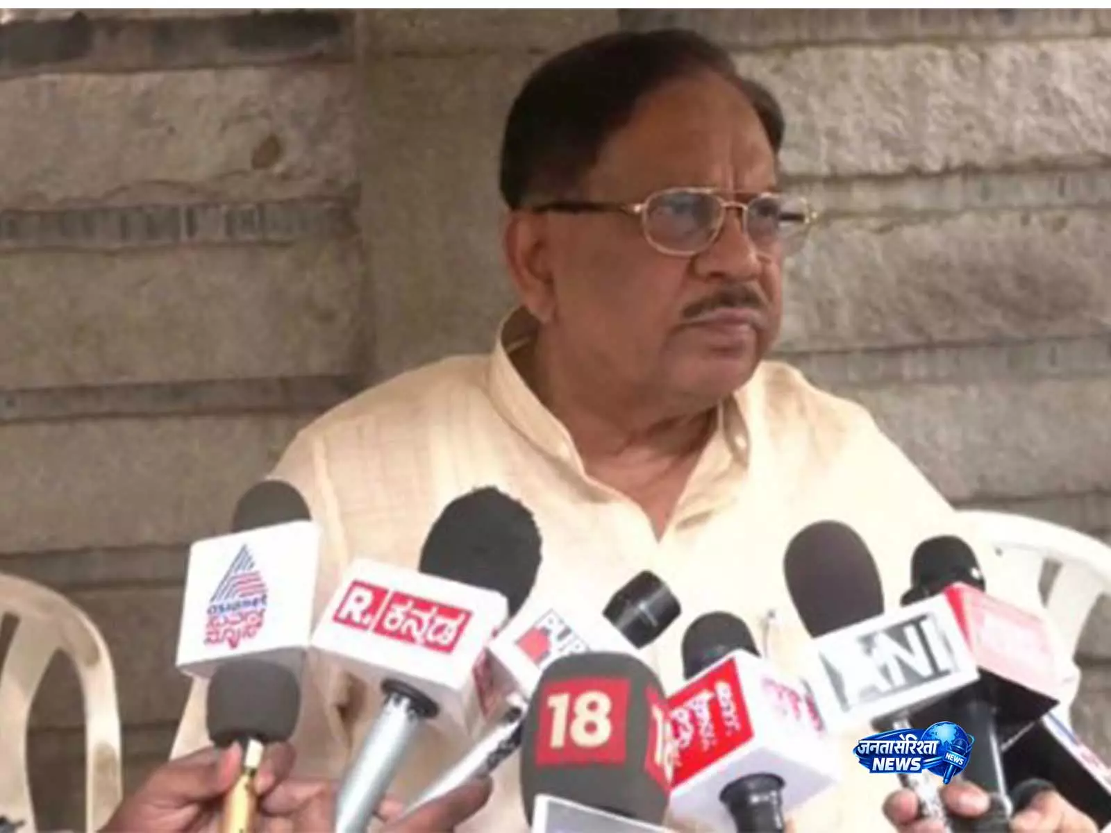 Karnataka: जी. परमेश्वर ने आपराधिक मामले वापस लेने के फैसले का बचाव किया Karnataka: जी. परमेश्वर ने आपराधिक मामले वापस लेने के फैसले का बचाव किया