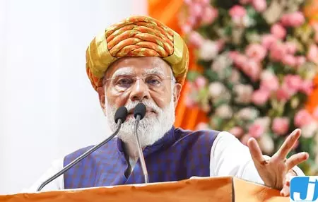 युवाओं के लिए बड़ी खुशखबरी, PM मोदी कल सौंपेंगे जॉइनिंग लेटर युवाओं के लिए बड़ी खुशखबरी, PM मोदी कल सौंपेंगे जॉइनिंग लेटर