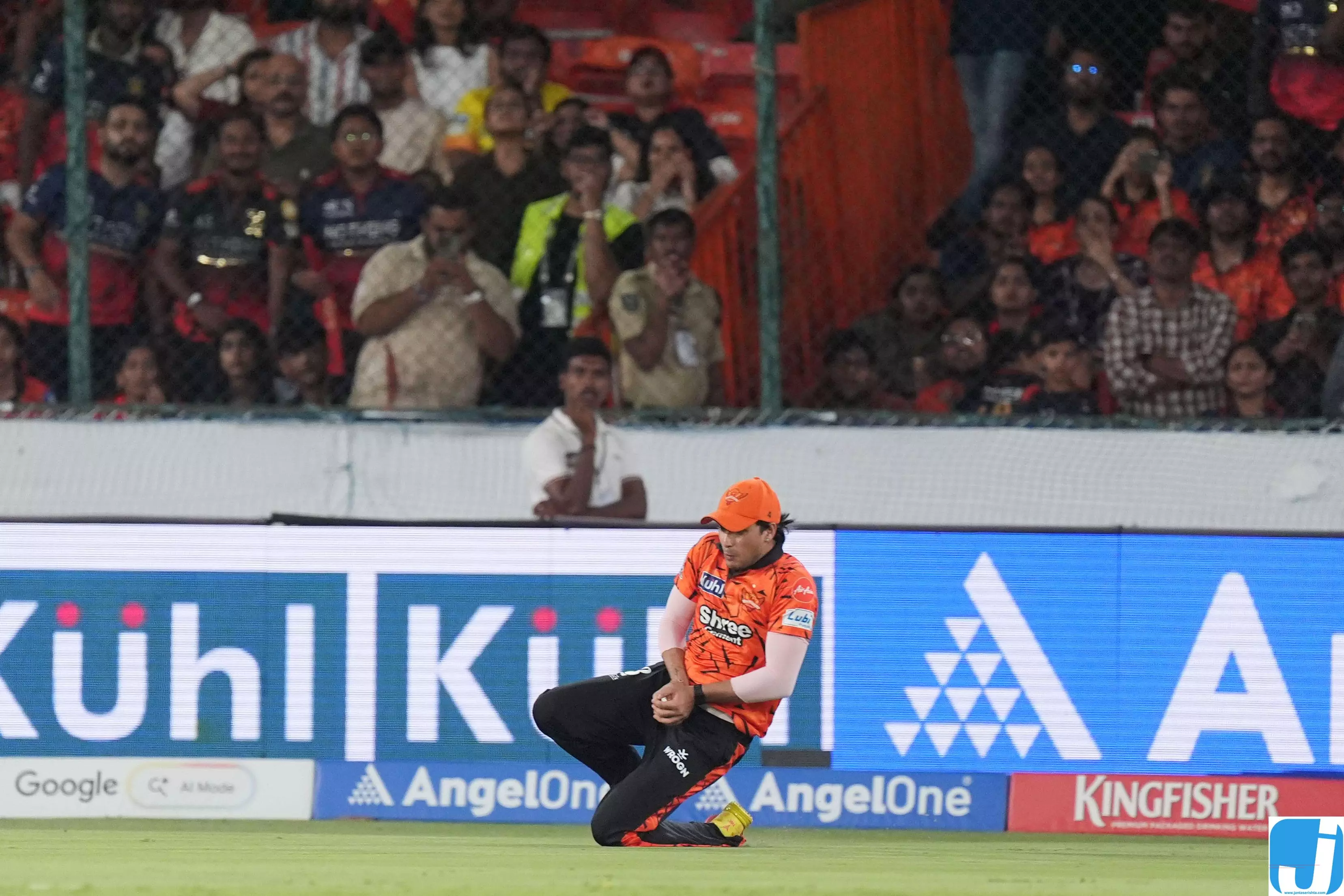 RCB को तीसरा झटका, 94/3 पर दबाव में रनचेज; ईशान मलिंगा ने फिर किया कमाल RCB को तीसरा झटका, 94/3 पर दबाव में रनचेज; ईशान मलिंगा ने फिर किया कमाल