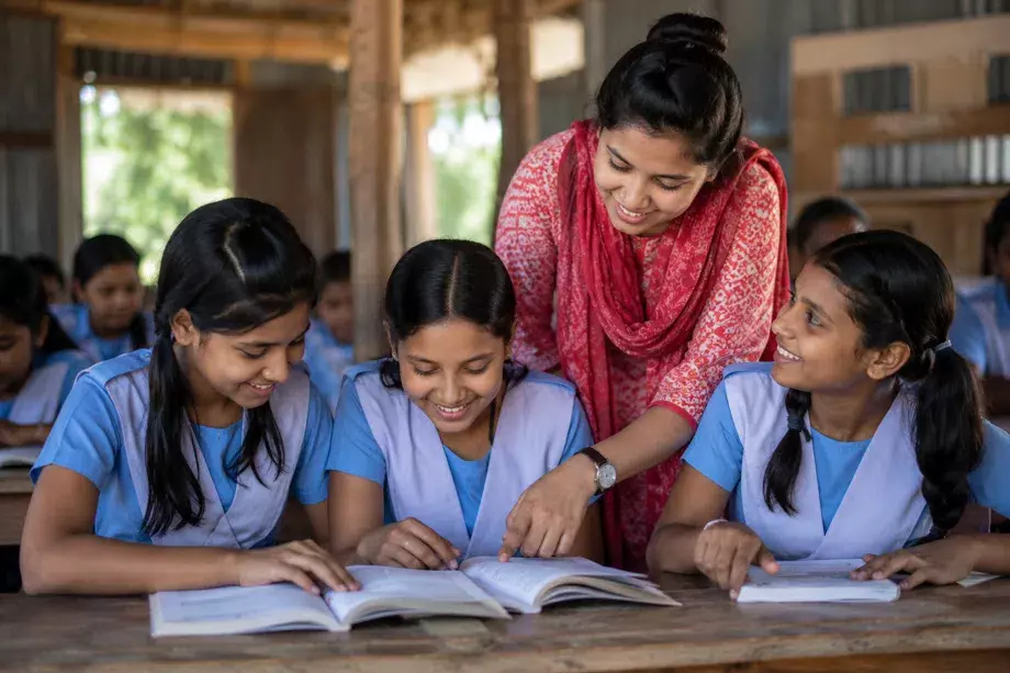बांग्लादेश ने ग्रामीण और शहरी शिक्षा में पीढ़ीगत अंतर घटाने के लिए अपनाए कदम बांग्लादेश ने ग्रामीण और शहरी शिक्षा में पीढ़ीगत अंतर घटाने के लिए अपनाए कदम