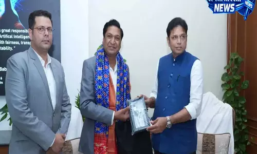 Hyderabad में जल्द खुलेगा टेस्ला शोरूम: आईटी मंत्री श्रीधर बाबू ने किया ऐलान