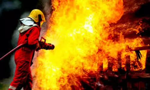 Shimla: आगजनी की घटना में 20 लाख रुपये का नुकसान Shimla: आगजनी की घटना में 20 लाख रुपये का नुकसान
