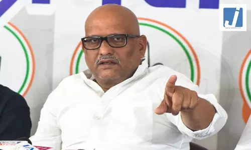 पीएम मोदी के खिलाफ अभद्र टिप्पणी करने पर कांग्रेस नेता के खिलाफ FIR दर्ज पीएम मोदी के खिलाफ अभद्र टिप्पणी करने पर कांग्रेस नेता के खिलाफ FIR दर्ज