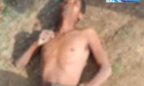 पार्क के पास मिली लाश, हत्या की आशंका