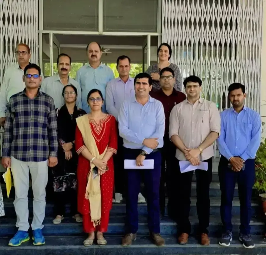 Bikaner: वरिष्ठता विवाद पर प्रिंसिपलों का विरोध, 25 मई तक चेतावनी Bikaner: वरिष्ठता विवाद पर प्रिंसिपलों का विरोध, 25 मई तक चेतावनी