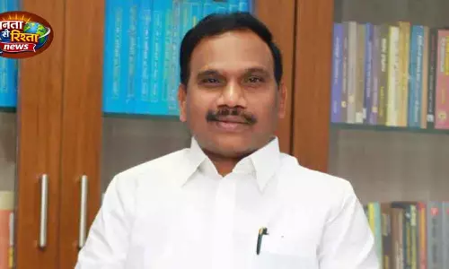 Chennai ए. राजा ने टीवीके कैबिनेट में शामिल होने वाले सहयोगियों पर कटाक्ष किया Chennai ए. राजा ने टीवीके कैबिनेट में शामिल होने वाले सहयोगियों पर कटाक्ष किया