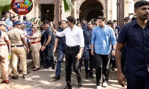 Chennai मुख्यमंत्री विजय ने फोर्ट सेंट जॉर्ज हेरिटेज स्थलों का दौरा किया Chennai मुख्यमंत्री विजय ने फोर्ट सेंट जॉर्ज हेरिटेज स्थलों का दौरा किया