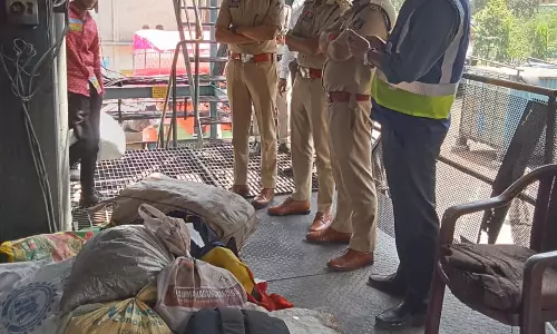 तस्करों से जब्त नशीली पदार्थो का पावर प्लांट में की गई नष्टीकरण