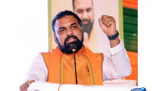 बिहार में NEET परीक्षार्थियों के लिए सरकारी बसों में मुफ्त यात्रा: CM सम्राट चौधरी बिहार में NEET परीक्षार्थियों के लिए सरकारी बसों में मुफ्त यात्रा: CM सम्राट चौधरी