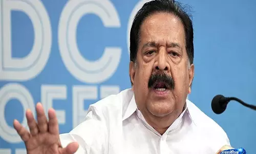 Kerala के गृह मंत्री रमेश चेन्निथला ने पुलिस थानों के कामकाज में पूर्ण बदलाव का किया दावा Kerala के गृह मंत्री रमेश चेन्निथला ने पुलिस थानों के कामकाज में पूर्ण बदलाव का किया दावा