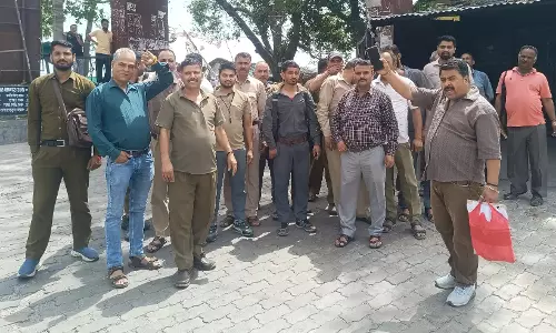 Nahan: एक जून तक वेतन नहीं मिलने पर कामकाज ठप करने की चेतावनी Nahan: एक जून तक वेतन नहीं मिलने पर कामकाज ठप करने की चेतावनी