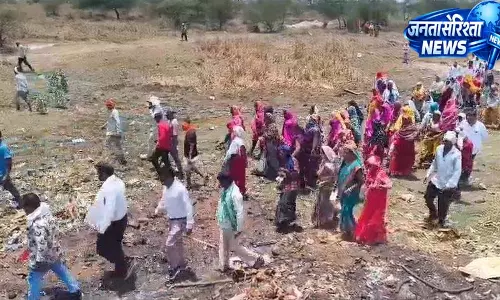 कन्हेरा गांव में बिजली सब स्टेशन का विरोध, पुलिस–ग्रामीणों में झड़प और हिरासत कन्हेरा गांव में बिजली सब स्टेशन का विरोध, पुलिस–ग्रामीणों में झड़प और हिरासत