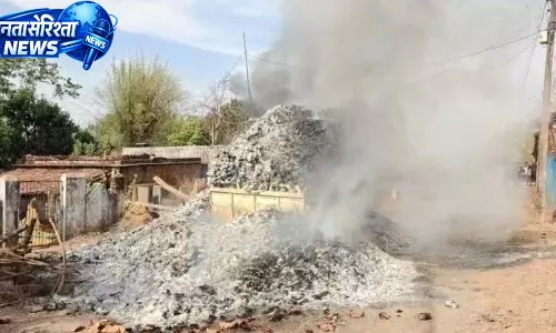 भानुप्रतापपुर में बड़ा हादसा टला, तेंदूपत्ता लदी ट्रैक्टर-ट्रॉली में भीषण आग