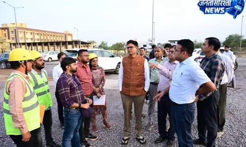 वित्तमंत्री ओपी चौधरी ने नवा रायपुर में विकास कार्यों का किया निरीक्षण