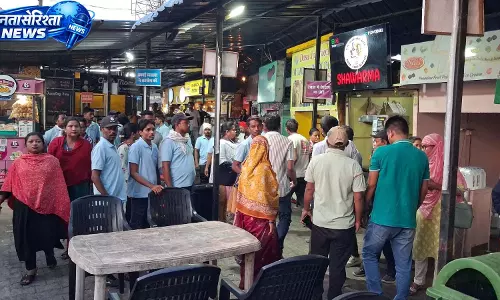 रायपुर मरीन ड्राइव पर टीम प्रहरी अभियान, 15 ठेलों पर 3000 रुपये का ई-चालान रायपुर मरीन ड्राइव पर टीम प्रहरी अभियान, 15 ठेलों पर 3000 रुपये का ई-चालान