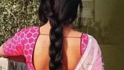 घर में खून के छींटे देखकर बिलखने लगे परिजन, उधर शातिर बेटी भाग गई प्रेमी संग घर में खून के छींटे देखकर बिलखने लगे परिजन, उधर शातिर बेटी भाग गई प्रेमी संग