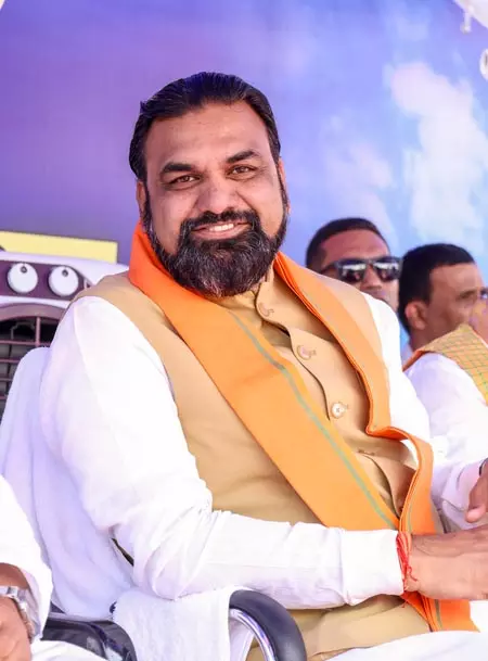 मुख्यमंत्री सम्राट चौधरी का नीट परीक्षार्थियों को मुफ्त बस यात्रा का बड़ा तोहफा मुख्यमंत्री सम्राट चौधरी का नीट परीक्षार्थियों को मुफ्त बस यात्रा का बड़ा तोहफा