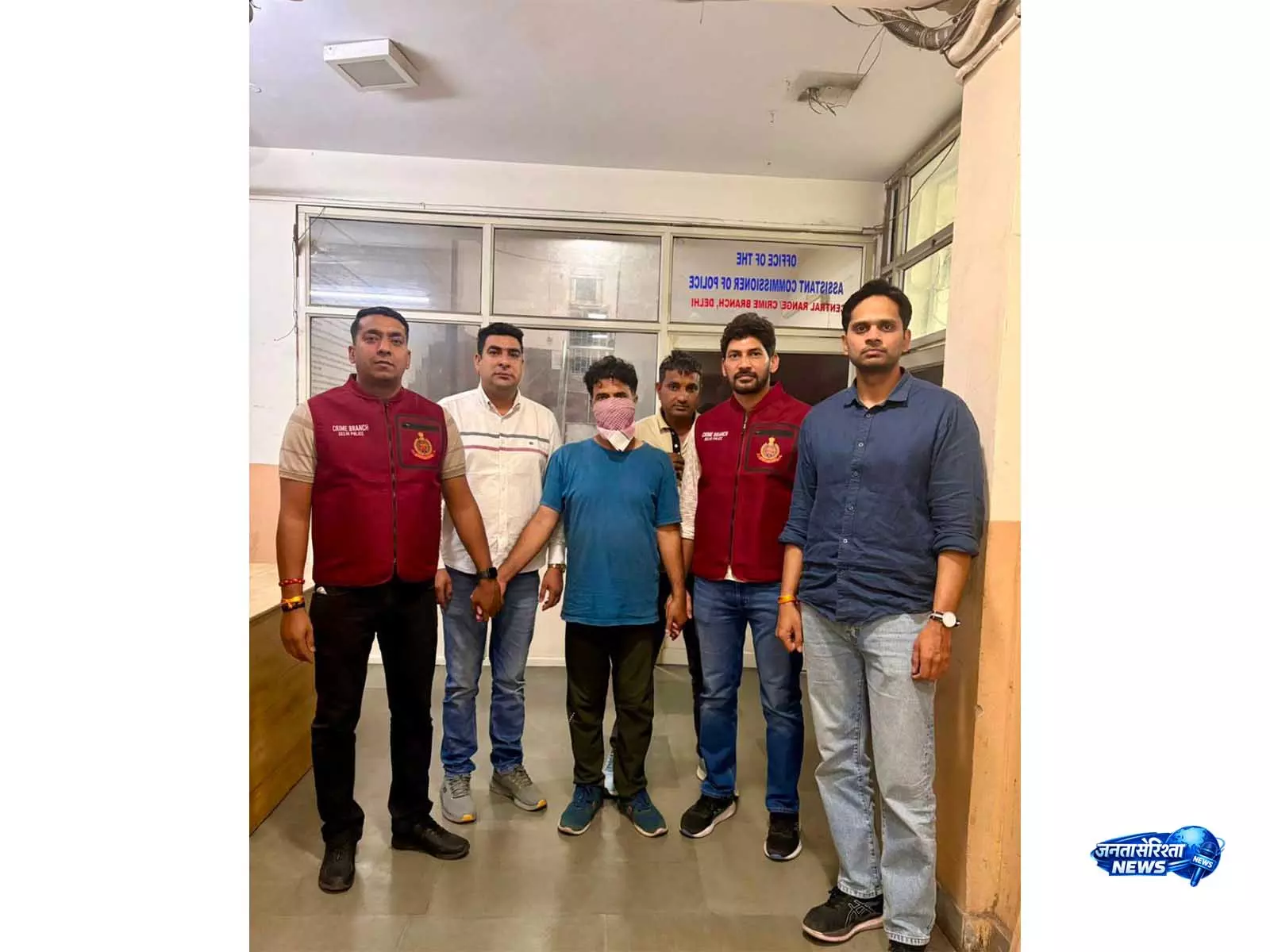 दिल्ली पुलिस की क्राइम ब्रांच ने Tughlaq रोड लूट मामले का पर्दाफाश किया, आरोपी गिरफ्तार दिल्ली पुलिस की क्राइम ब्रांच ने Tughlaq रोड लूट मामले का पर्दाफाश किया, आरोपी गिरफ्तार