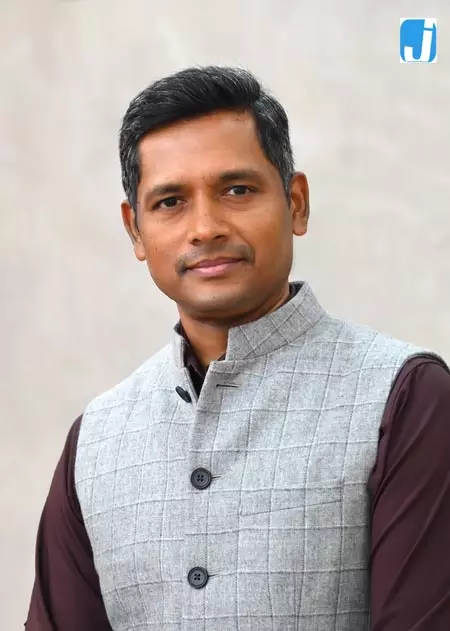 केरल के मुख्य निर्वाचन अधिकारी रतन यू. केलकर बने मुख्यमंत्री के सचिव केरल के मुख्य निर्वाचन अधिकारी रतन यू. केलकर बने मुख्यमंत्री के सचिव