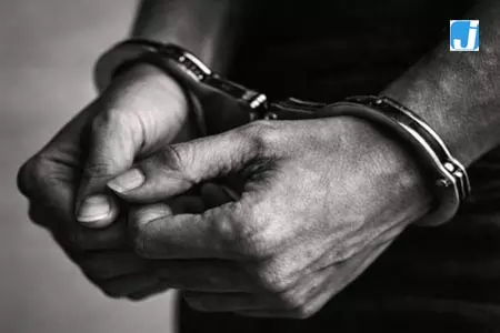 नाबालिग लड़की के यौन उत्पीड़न और हत्या के आरोप में दो गिरफ्तार नाबालिग लड़की के यौन उत्पीड़न और हत्या के आरोप में दो गिरफ्तार