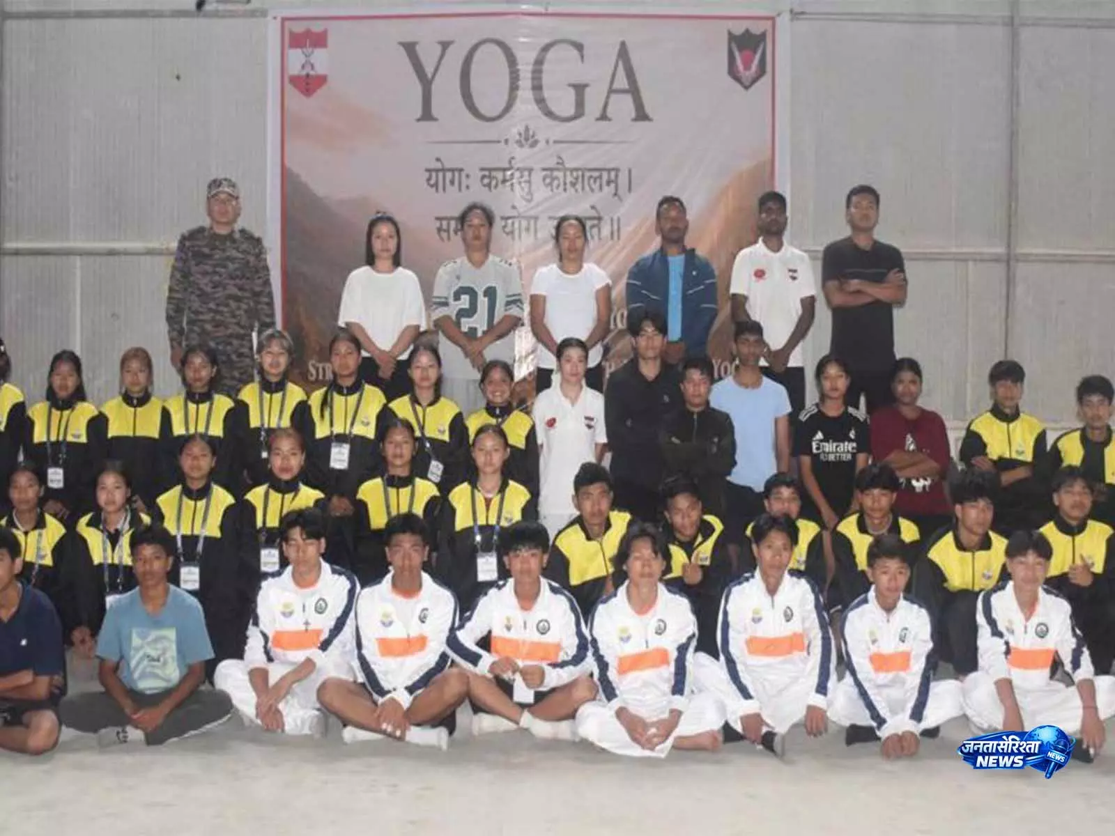 Arunachal Pradesh: अंतर्राष्ट्रीय योग दिवस से पहले आलो में भारतीय सेना ने योग सत्र आयोजित किया Arunachal Pradesh: अंतर्राष्ट्रीय योग दिवस से पहले आलो में भारतीय सेना ने योग सत्र आयोजित किया