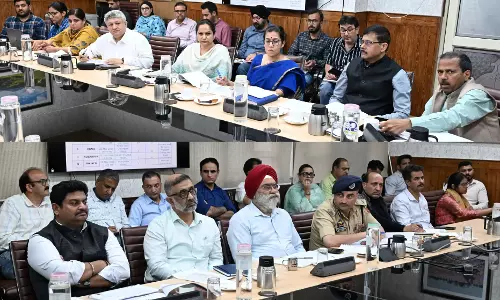 Jammu: परिवहन विभाग की समीक्षा बैठक में मुख्य सचिव ने सड़क सुरक्षा पर बल दिया Jammu: परिवहन विभाग की समीक्षा बैठक में मुख्य सचिव ने सड़क सुरक्षा पर बल दिया