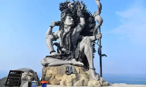 शिव पुराण के 10 गण: नंदी प्रमुख द्वारपाल और भक्तों का माध्यम शिव पुराण के 10 गण: नंदी प्रमुख द्वारपाल और भक्तों का माध्यम
