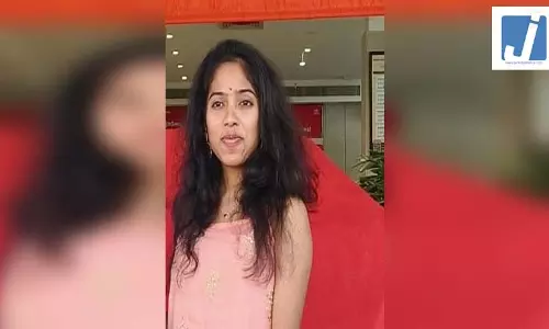 महिला ने की आत्महत्या, कुछ देर पहले बहन के साथ अपने मोबाइल फोन का पासवर्ड किया था शेयर महिला ने की आत्महत्या, कुछ देर पहले बहन के साथ अपने मोबाइल फोन का पासवर्ड किया था शेयर
