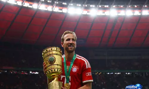 German Cup: हैरी केन की हैट्रिक ने बायर्न म्यूनिख के लिए घरेलू डबल पक्का किया German Cup: हैरी केन की हैट्रिक ने बायर्न म्यूनिख के लिए घरेलू डबल पक्का किया