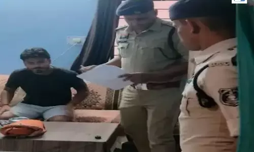 इंद्रप्रस्थ कॉलोनी में पुलिस का बड़ा सर्च ऑपरेशन, 138 मकानों की जांच में चोरी की बाइक बरामद इंद्रप्रस्थ कॉलोनी में पुलिस का बड़ा सर्च ऑपरेशन, 138 मकानों की जांच में चोरी की बाइक बरामद