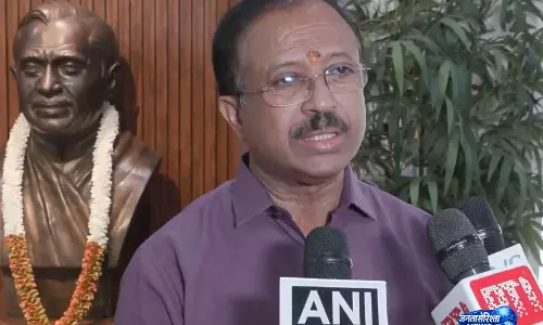 केरल में नियुक्ति विवाद पर BJP का कांग्रेस पर निशाना केरल में नियुक्ति विवाद पर BJP का कांग्रेस पर निशाना