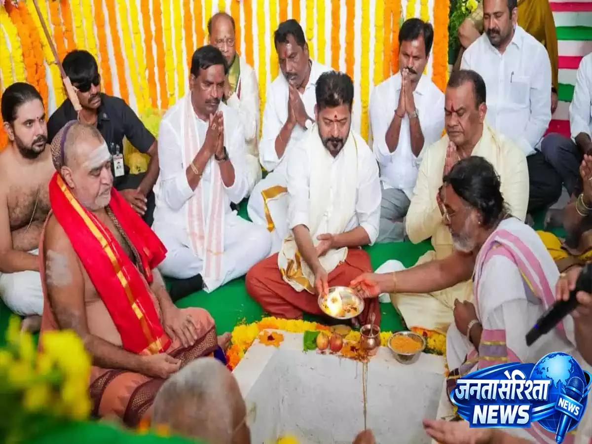Telangana: मुख्यमंत्री ने यादगिरिगुट्टा मंदिर में 99 करोड़ की विकास परियोजनाओं का किया शुभारंभ Telangana: मुख्यमंत्री ने यादगिरिगुट्टा मंदिर में 99 करोड़ की विकास परियोजनाओं का किया शुभारंभ