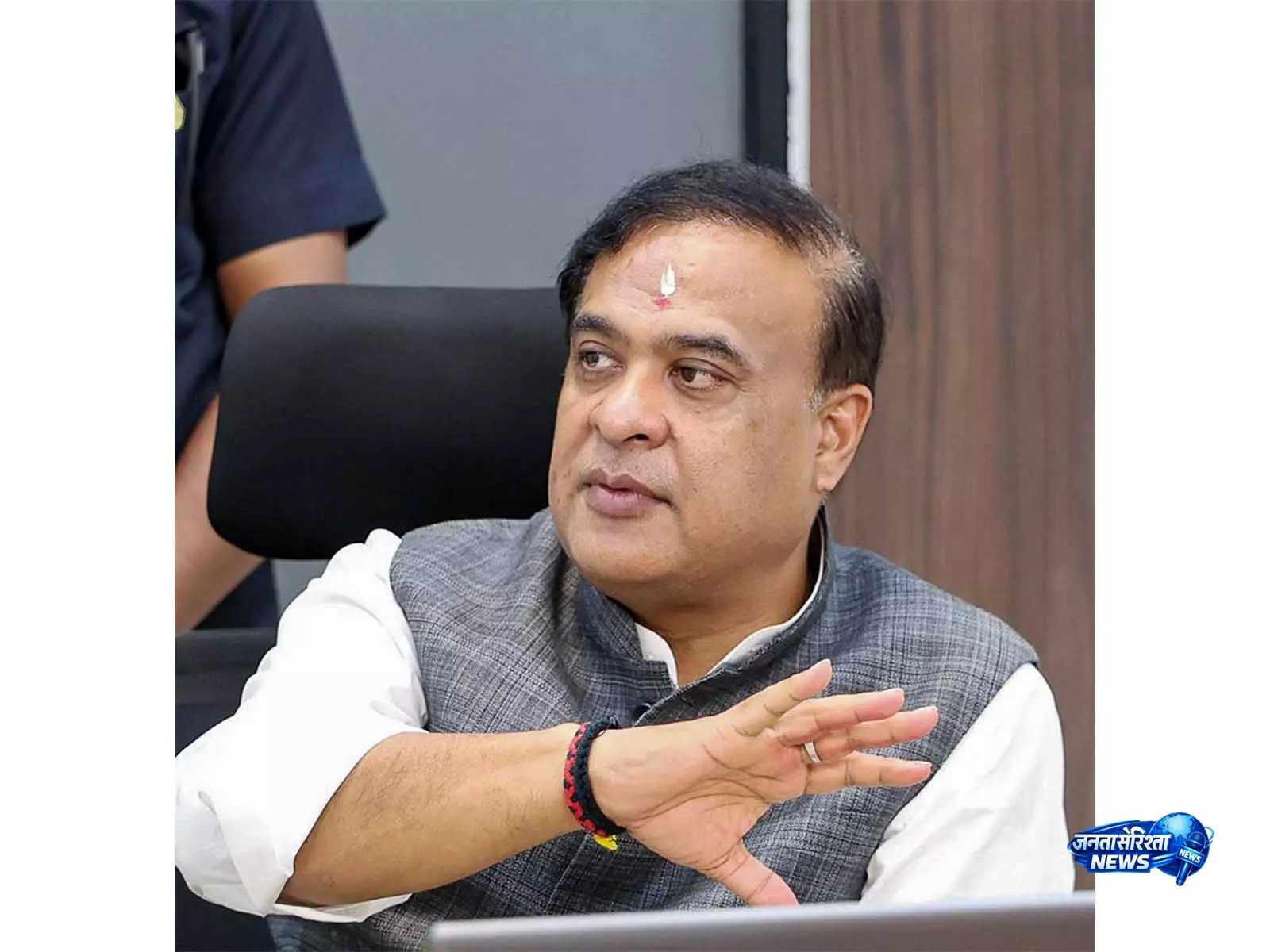 Assam CM हिमंत बिस्वा सरमा ने ईद समितियों से गोहत्या-मुक्त बकरीद का किया आह्वान Assam CM हिमंत बिस्वा सरमा ने ईद समितियों से गोहत्या-मुक्त बकरीद का किया आह्वान