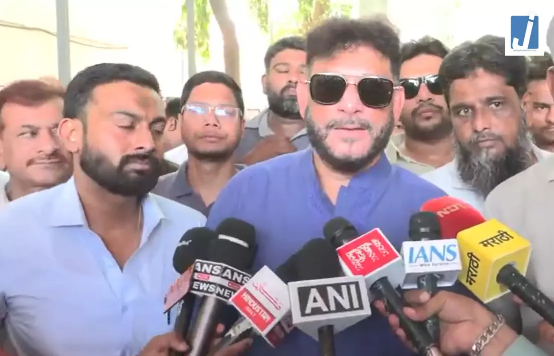 कुर्बानी के दौरान सुविधाओं की कमी पर AIMIM का विरोध, वारिस पठान ने सरकार पर उठाए सवाल कुर्बानी के दौरान सुविधाओं की कमी पर AIMIM का विरोध, वारिस पठान ने सरकार पर उठाए सवाल