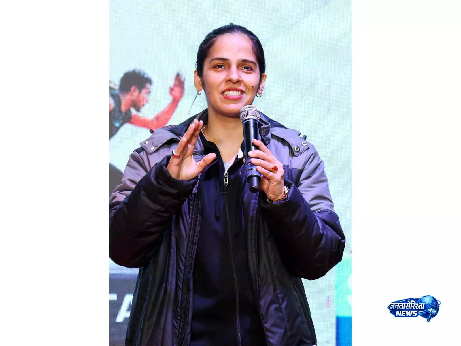 साइना नेहवाल ने अपने और PV Sindhu के दमदार आक्रामक खेल और कभी हार न मानने वाले रवैये के बारे में बात की साइना नेहवाल ने अपने और PV Sindhu के दमदार आक्रामक खेल और कभी हार न मानने वाले रवैये के बारे में बात की