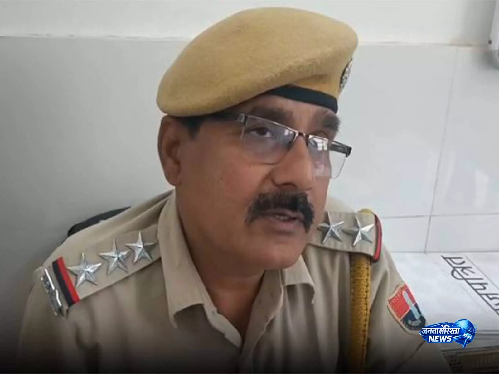 Rajsamand सड़क हादसे में तीन लोगों की मौत, ट्रेलर की टक्कर से बाइक सवार दो लोग घायल Rajsamand सड़क हादसे में तीन लोगों की मौत, ट्रेलर की टक्कर से बाइक सवार दो लोग घायल