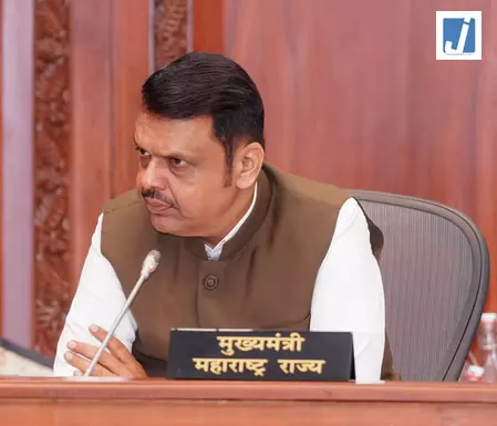 बकरीद से पहले महाराष्ट्र सरकार सख्त, गोतस्करी और अवैध बूचड़खानों पर चलेगा विशेष अभियान बकरीद से पहले महाराष्ट्र सरकार सख्त, गोतस्करी और अवैध बूचड़खानों पर चलेगा विशेष अभियान