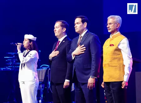 यूएस में रहने वाले भारतीयों ने अमेरिकी समाज में बहुत बड़ा योगदान दिया: एस जयशंकर यूएस में रहने वाले भारतीयों ने अमेरिकी समाज में बहुत बड़ा योगदान दिया: एस जयशंकर