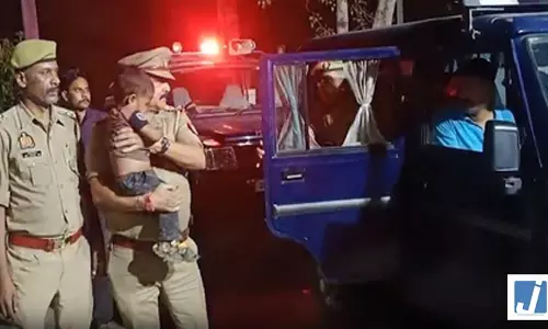 रेलवे स्टेशन से दो साल के बच्चे को किया अगवा, पुलिस ने ऐसे सकुशल बरामद किया रेलवे स्टेशन से दो साल के बच्चे को किया अगवा, पुलिस ने ऐसे सकुशल बरामद किया
