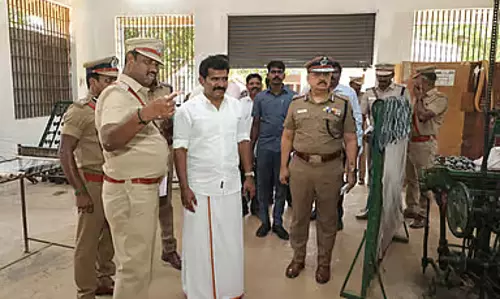 Tamil Nadu जेल रिकॉर्ड होंगे डिजिटल, मंत्री ने किया पुझल जेल का निरीक्षण Tamil Nadu जेल रिकॉर्ड होंगे डिजिटल, मंत्री ने किया पुझल जेल का निरीक्षण