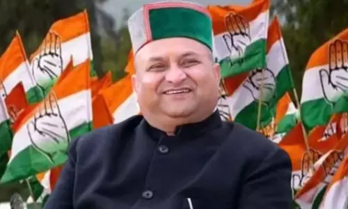 Shimla: महंगे पेट्रोल-डीजल के विरोध में कांग्रेस का आंदोलन तेज Shimla: महंगे पेट्रोल-डीजल के विरोध में कांग्रेस का आंदोलन तेज