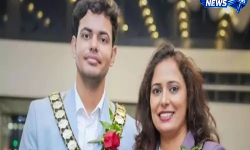 UK में भारतीय मूल की उपलब्धि: तुषार कुमार मेयर बने, मां परवीन रानी काउंसिल प्रमुख UK में भारतीय मूल की उपलब्धि: तुषार कुमार मेयर बने, मां परवीन रानी काउंसिल प्रमुख