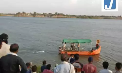 नदी में नहाने गए थे चार दोस्त, फिर... नदी में नहाने गए थे चार दोस्त, फिर...