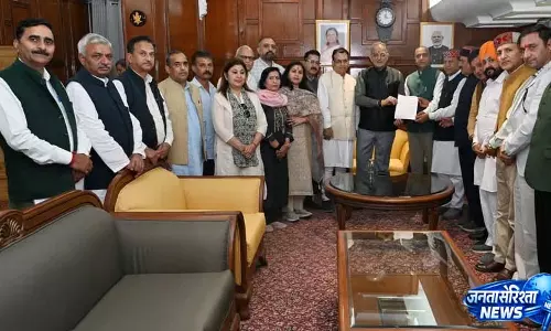सुक्खू सरकार पर चुनाव आचार संहिता के उल्लंघन का आरोप