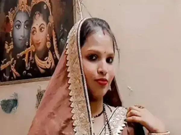 Indore: इंदौर में महिला की संदिग्ध मौत, पुलिस कर रही पड़ताल Indore: इंदौर में महिला की संदिग्ध मौत, पुलिस कर रही पड़ताल