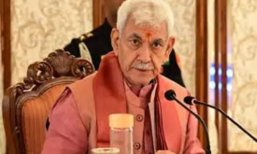Bandipora: नार्को-टेररिज्म से निपटना सुरक्षा एजेंसियों की प्राथमिकता : एलजी मनोज सिन्हा Bandipora: नार्को-टेररिज्म से निपटना सुरक्षा एजेंसियों की प्राथमिकता : एलजी मनोज सिन्हा