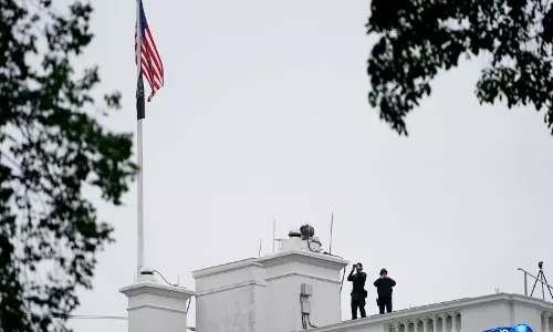 US सीक्रेट सर्विस के डायरेक्टर ने व्हाइट हाउस में हुई गोलीबारी के दौरान ऑपरेशन के लिए अधिकारियों की सराहना की