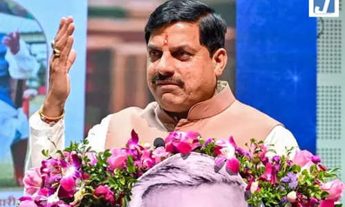 गंगा दशहरा पर धार के देवी सागर तालाब में सीएम मोहन यादव ने किया श्रमदान गंगा दशहरा पर धार के देवी सागर तालाब में सीएम मोहन यादव ने किया श्रमदान